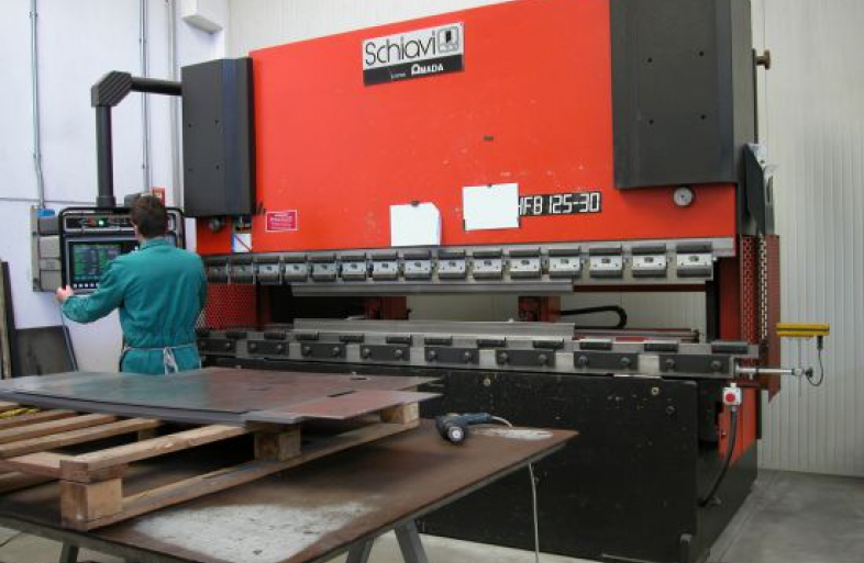 Pressa piegatrice CNC Schiavi HFB 125-30